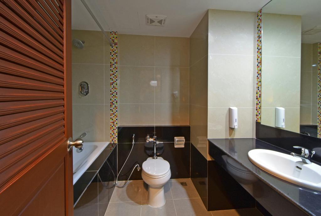 Siam Oriental Hotel Hat Yai Extérieur photo