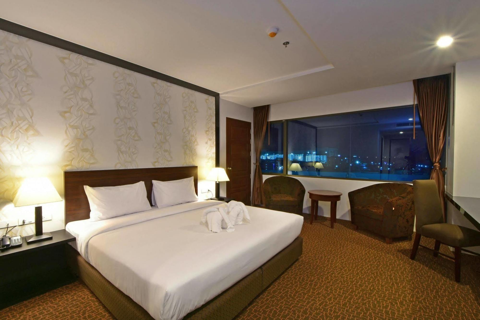 Siam Oriental Hotel Hat Yai Extérieur photo